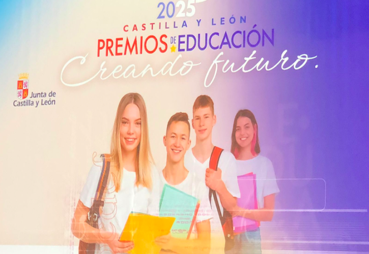 Foto del cartel de los premios de educación a las mejores experiencias de calidad del curso de 2024/2025 de Castilla y León. Aparecen cuatro estudiantes.
